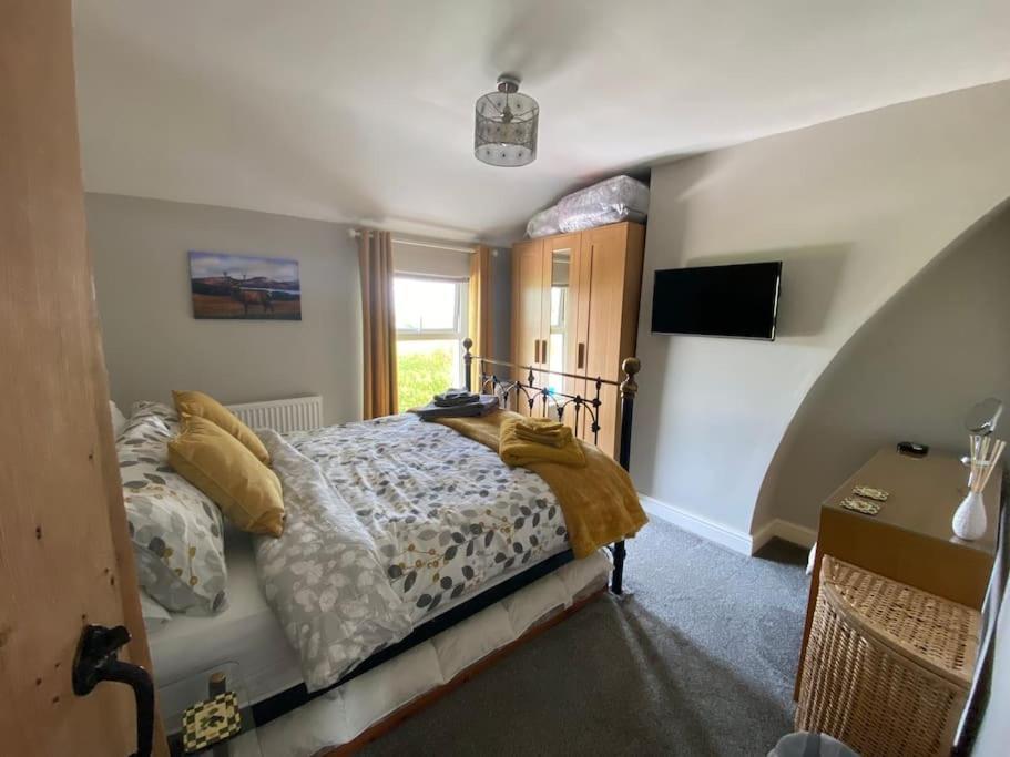 Entire Cottage In Swarthmoor On The Outskirts Of Ulverston Exteriör bild